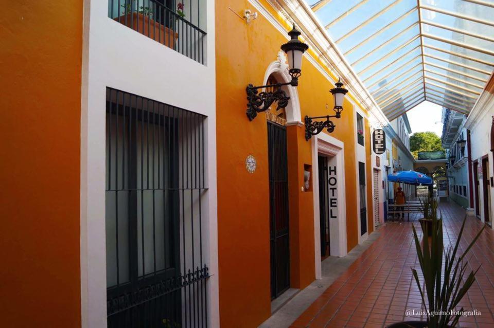 كوميتان د دومينغوز Hotel Del Pasaje Morales المظهر الخارجي الصورة